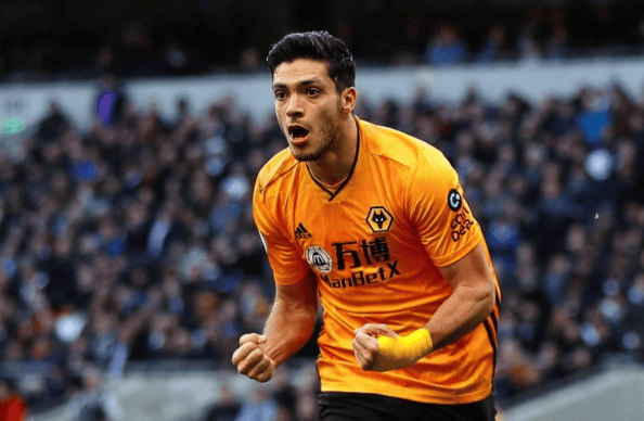 星空体育app-尼斯发布备战花絮，赛后再遭质疑，意甲任务艰巨，轮换策略成焦点(赛博精神病位置已经做了17个任务)