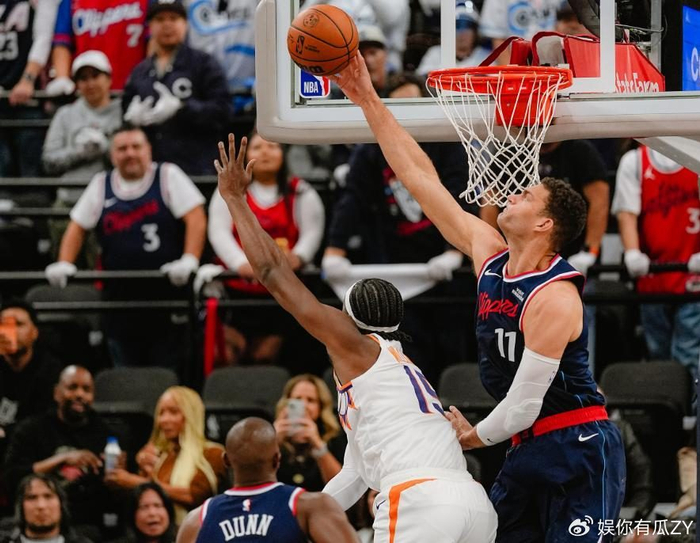 赛地聚焦——国王杯转会期热度飙升；俄克拉荷马雷霆临场应变；悬念犹存；控场能力受关注的简单介绍